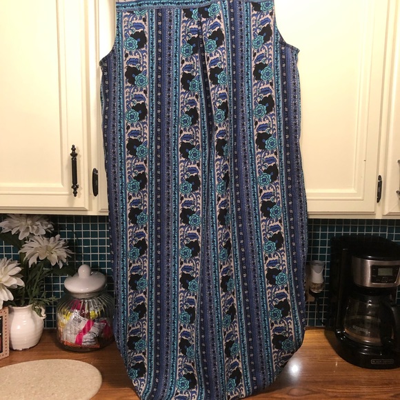 Top - Picture 2 of 4